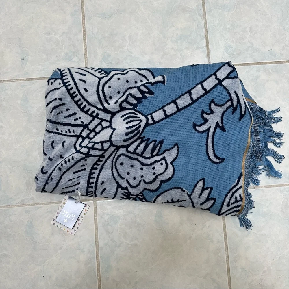Roller Rabbit x Target Blue Floral Vines Beach Towel